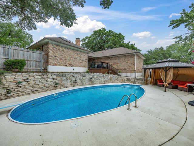 3701 Waycross Court, Arlington, TX 76016