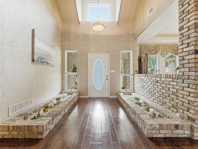 3701 Waycross Court, Arlington, TX 76016