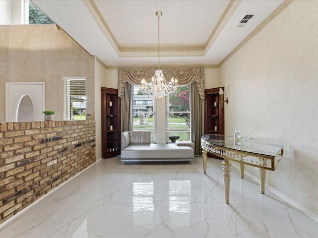3701 Waycross Court, Arlington, TX 76016