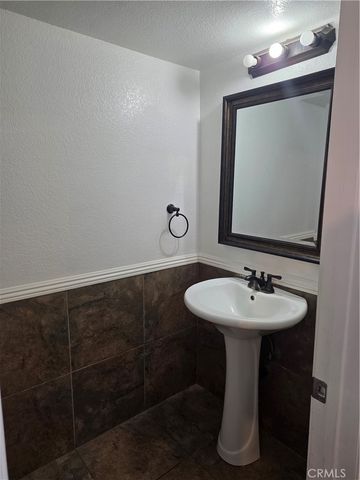 23926 Constantine, Murrieta, CA 92562