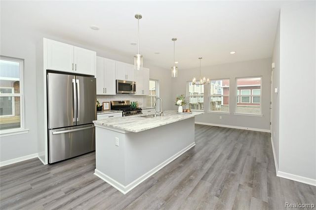 764 Huntley Lane, Troy, MI 48085