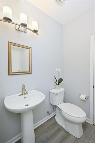 764 Huntley Lane, Troy, MI 48085