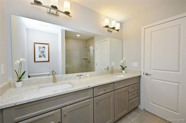 764 Huntley Lane, Troy, MI 48085