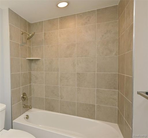 764 Huntley Lane, Troy, MI 48085