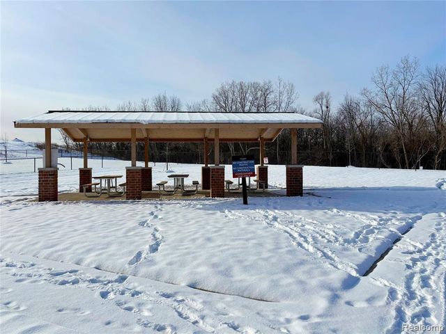 764 Huntley Lane, Troy, MI 48085