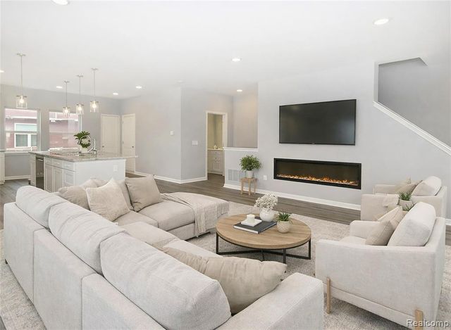 764 Huntley Lane, Troy, MI 48085