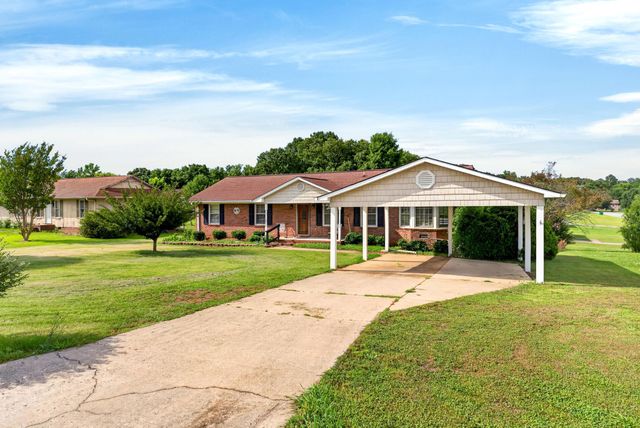 208 Coach Hill Drive, Gaffney, SC 29341