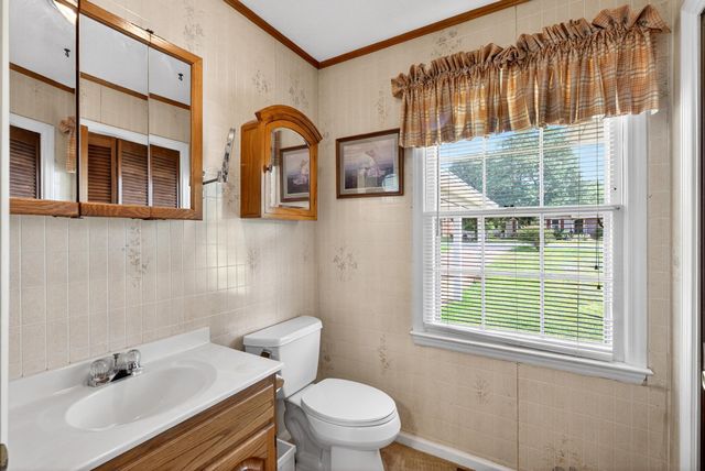 208 Coach Hill Drive, Gaffney, SC 29341