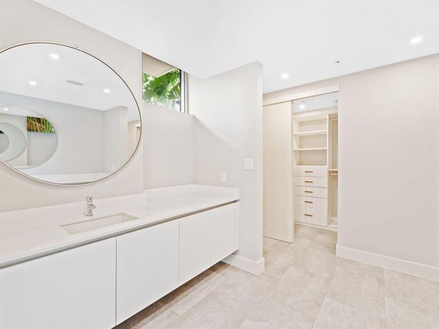 133 Isle Of Venice Drive 201, Fort Lauderdale, FL 33301