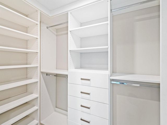 133 Isle Of Venice Drive 201, Fort Lauderdale, FL 33301