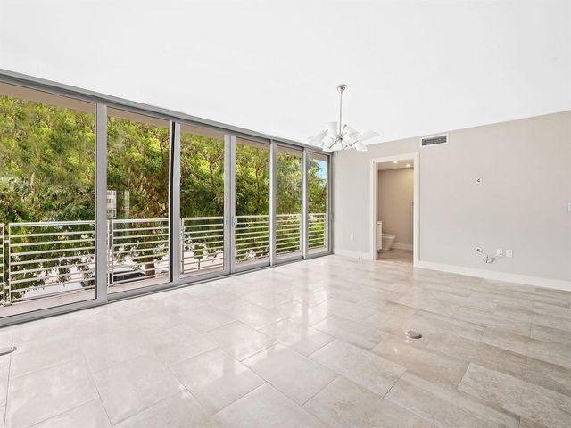 133 Isle Of Venice Drive 201, Fort Lauderdale, FL 33301