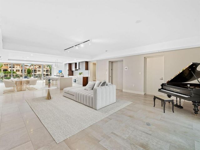 133 Isle Of Venice Drive 201, Fort Lauderdale, FL 33301