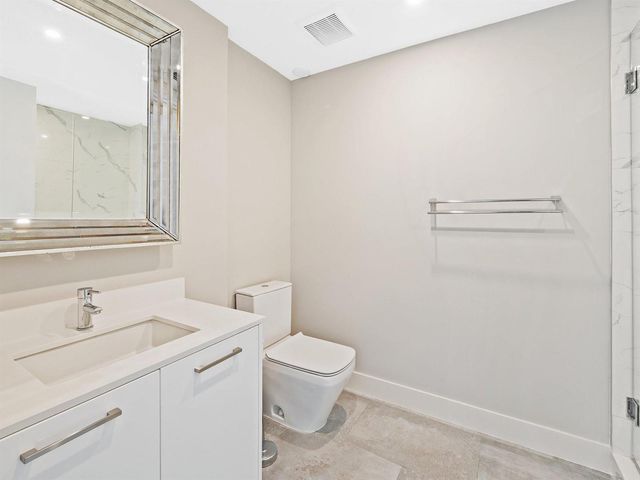 133 Isle Of Venice Drive 201, Fort Lauderdale, FL 33301