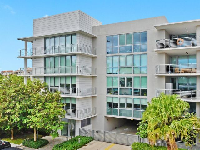 133 Isle Of Venice Drive 201, Fort Lauderdale, FL 33301