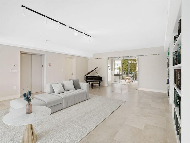 133 Isle Of Venice Drive 201, Fort Lauderdale, FL 33301