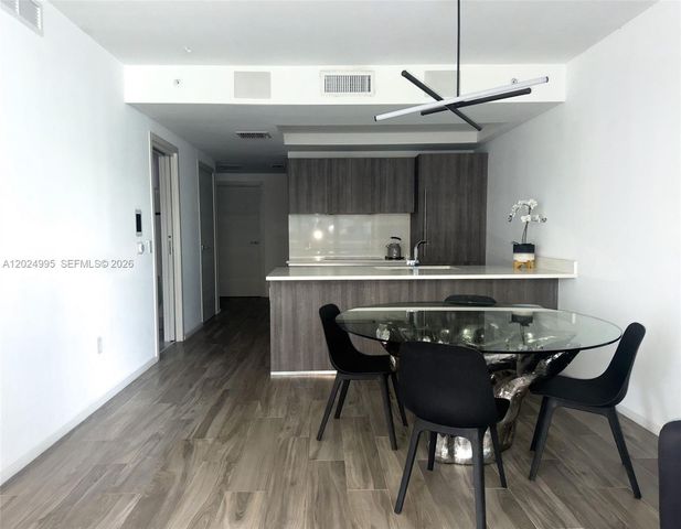 801 S Miami Ave 2607, Miami, FL 33130