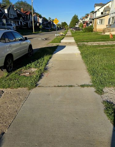 2537 Fullerton Street, Detroit, MI 48238