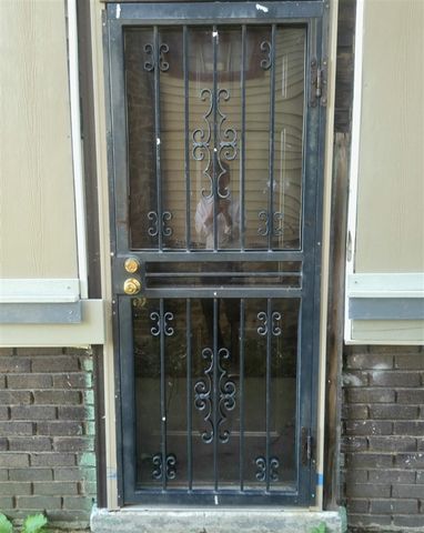 2537 Fullerton Street, Detroit, MI 48238