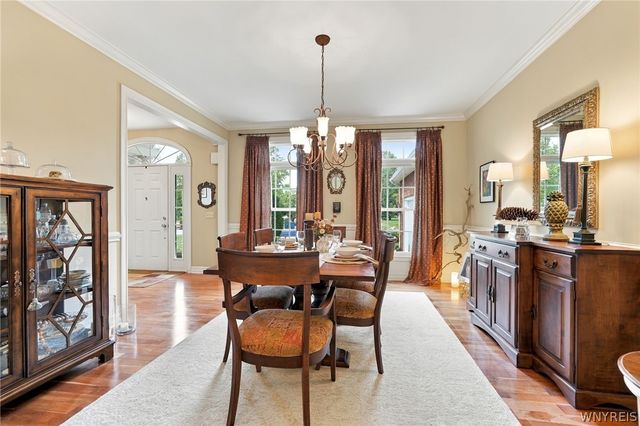 108 Laurel Lane, Amherst, NY 14221