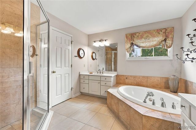 108 Laurel Lane, Amherst, NY 14221