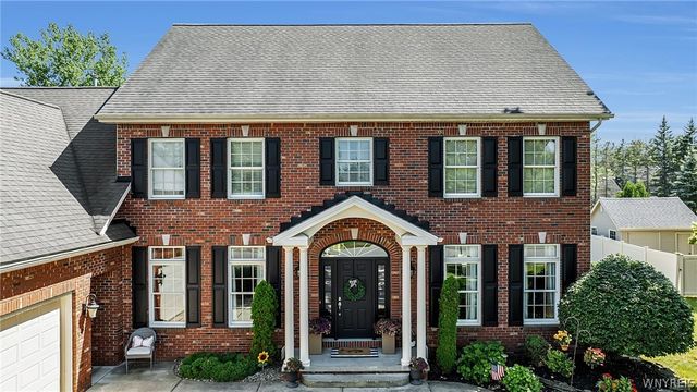 108 Laurel Lane, Amherst, NY 14221