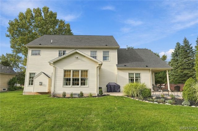 108 Laurel Lane, Amherst, NY 14221