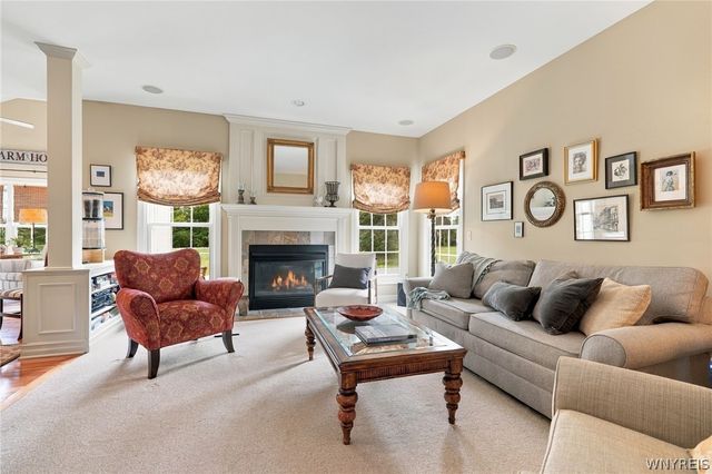 108 Laurel Lane, Amherst, NY 14221