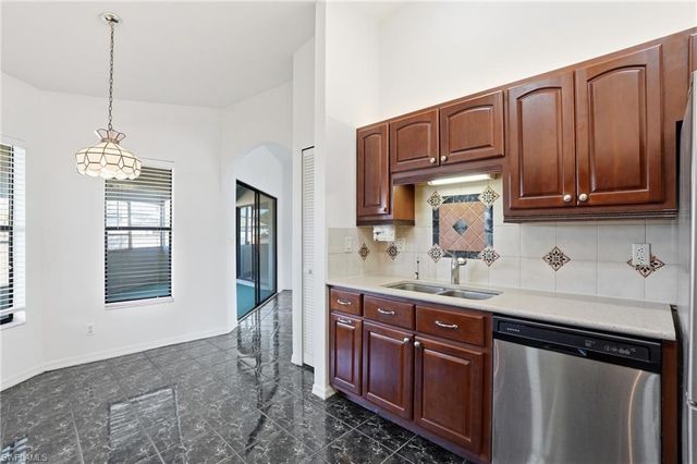 3218 Santa Barbara BLVD N, Cape Coral, FL 33993