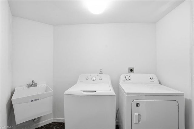 3218 Santa Barbara BLVD N, Cape Coral, FL 33993