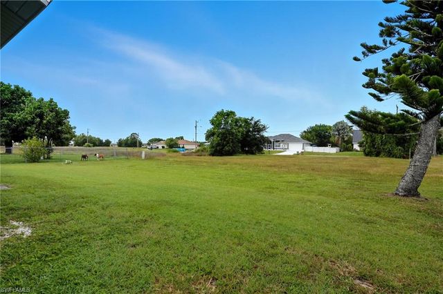 3218 Santa Barbara BLVD N, Cape Coral, FL 33993