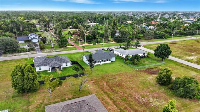 3218 Santa Barbara BLVD N, Cape Coral, FL 33993