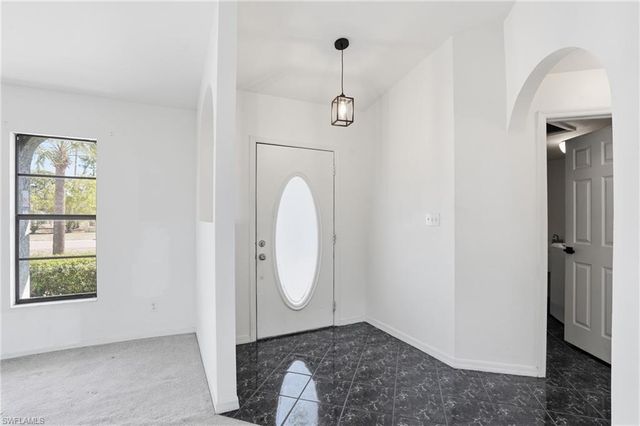 3218 Santa Barbara BLVD N, Cape Coral, FL 33993