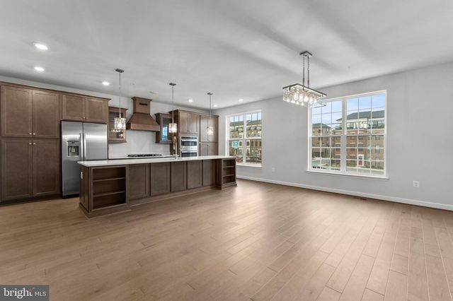 608 CATAMARAN WAY, National Harbor, MD 20745