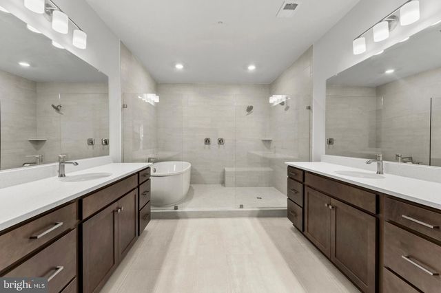 608 CATAMARAN WAY, National Harbor, MD 20745