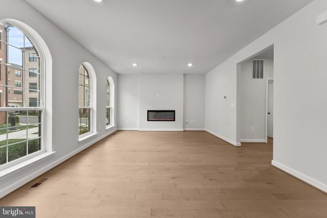 608 CATAMARAN WAY, National Harbor, MD 20745