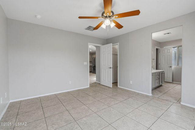 8244 S Lost Mountain Road, Tucson, AZ 85747