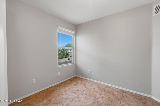 8244 S Lost Mountain Road, Tucson, AZ 85747