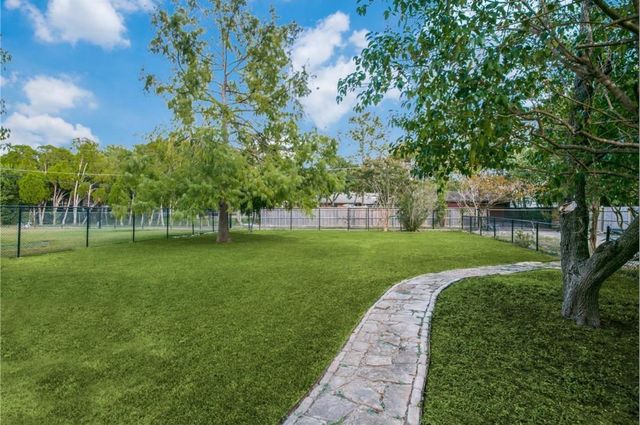 9210 San Fernando Way, Dallas, TX 75218