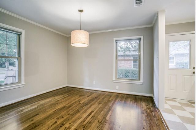 9210 San Fernando Way, Dallas, TX 75218