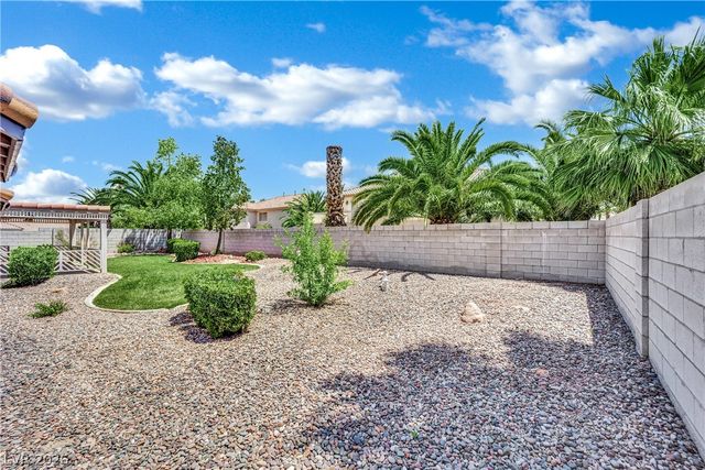 9144 Amber Waves Street, Las Vegas, NV 89123