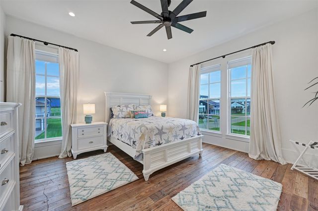 17725 Glei, Galveston, TX 77554