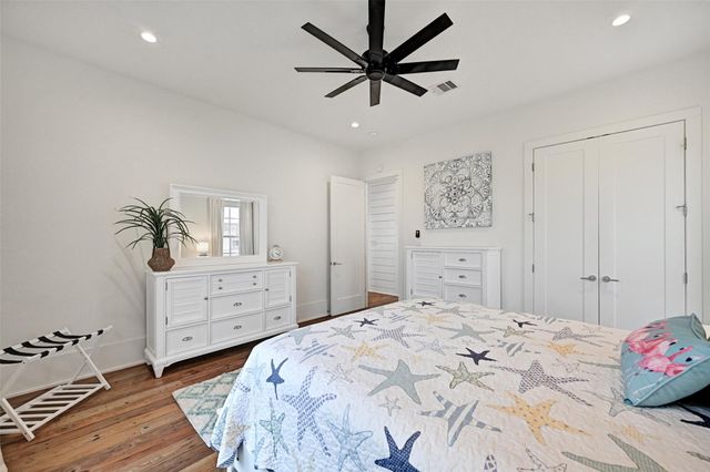 17725 Glei, Galveston, TX 77554