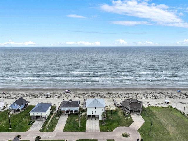 17725 Glei, Galveston, TX 77554