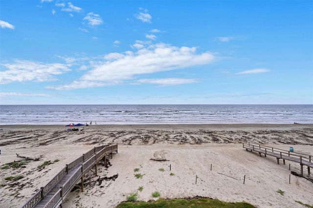 17725 Glei, Galveston, TX 77554