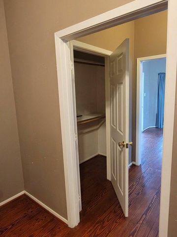 1905 Chapman Street, Houston, TX 77009