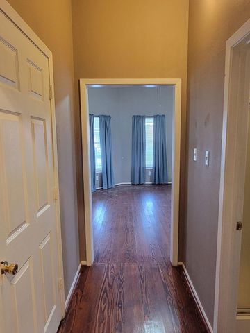 1905 Chapman Street, Houston, TX 77009