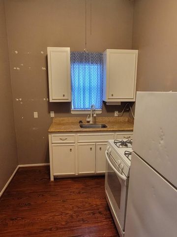 1905 Chapman Street, Houston, TX 77009