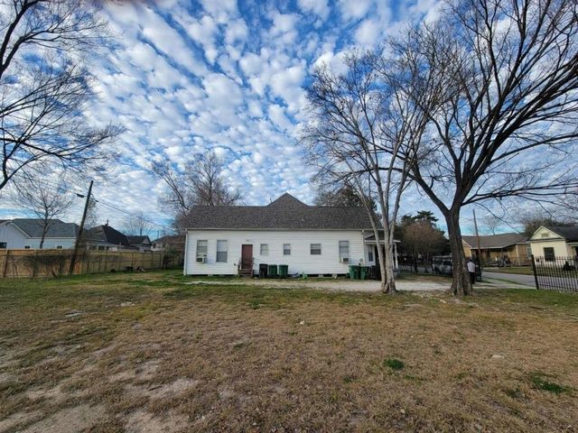 1905 Chapman Street, Houston, TX 77009