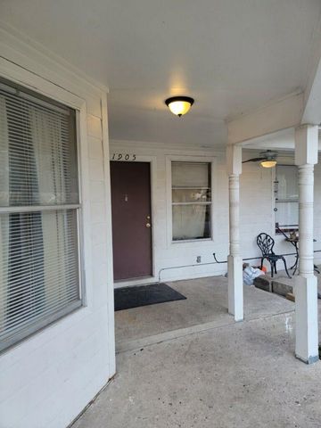 1905 Chapman Street, Houston, TX 77009
