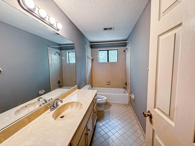7241 GERMANSHIRE LN, Memphis, TN 38125